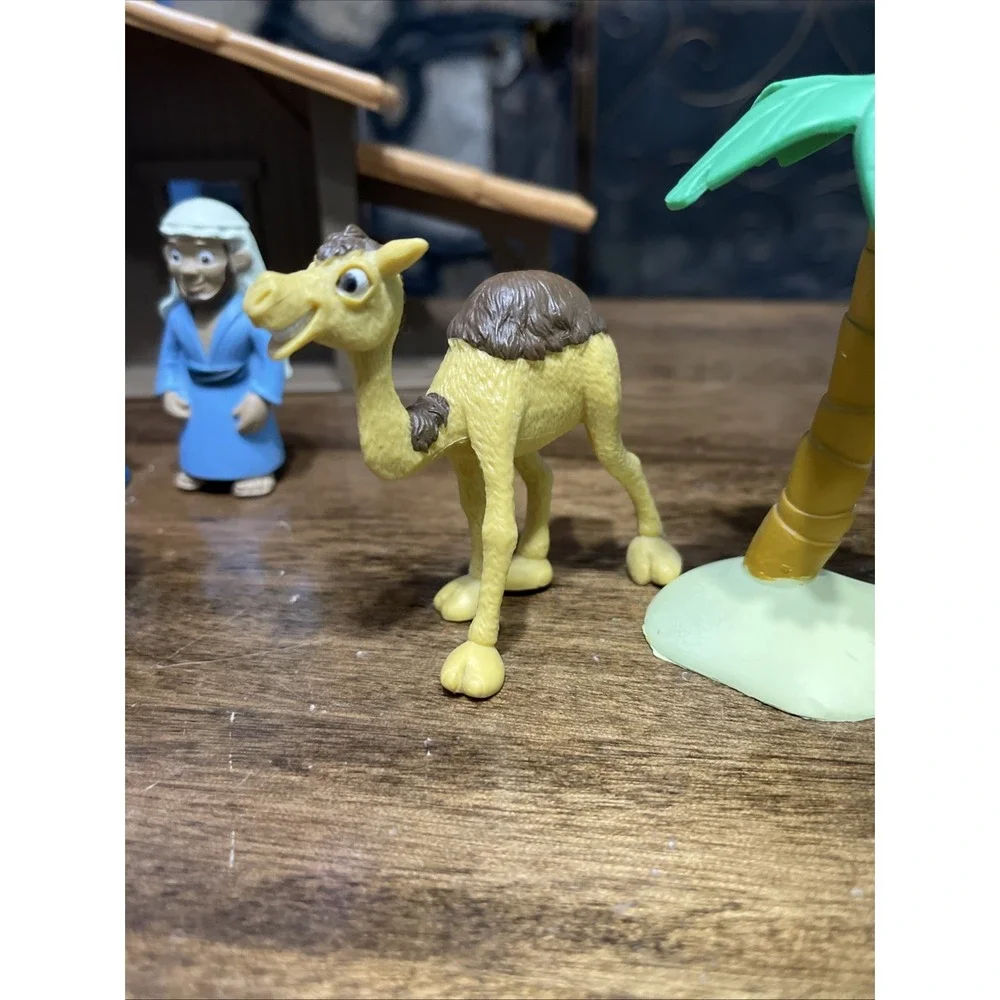 Nativity Manger Children's 19 Pieces Tales Of Glory Plastic Nativity Play Set
